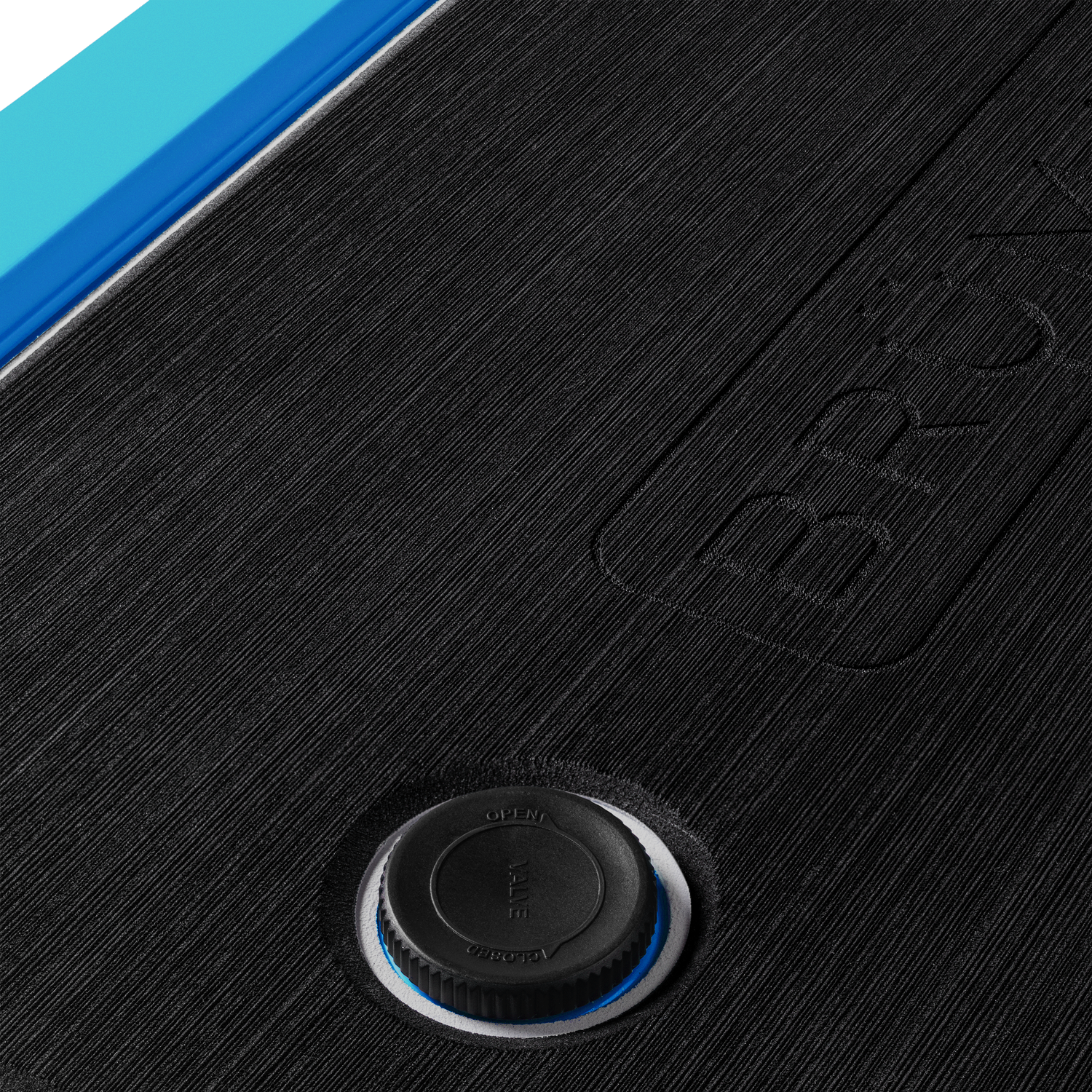 BrüTank 55-Quart Rolling Cooler | Electric Blue